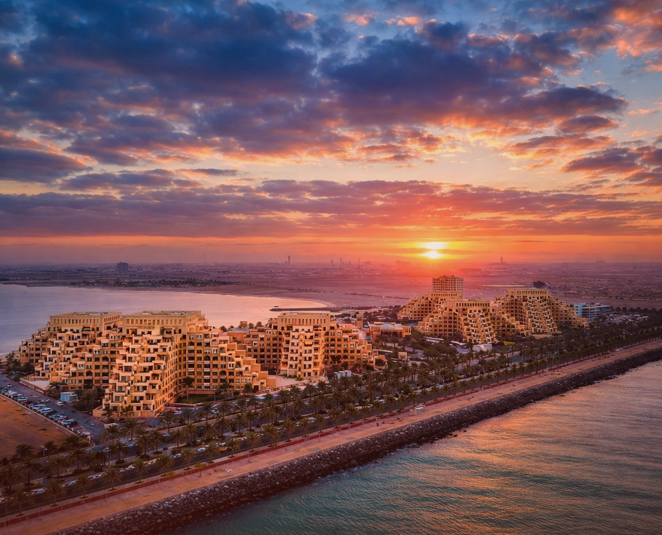 Year-Round Sunshine & Natural Beauty